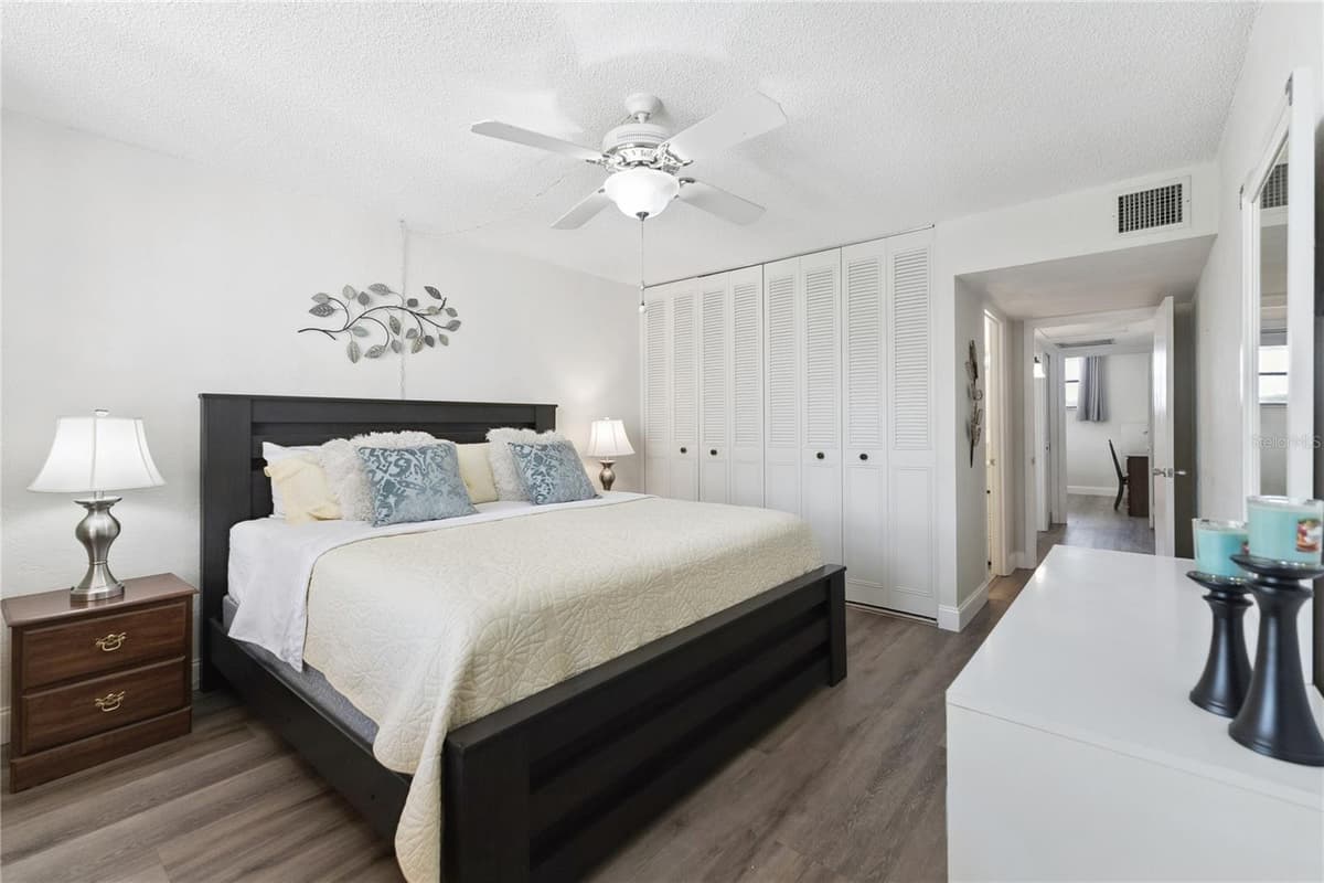 325 WILDER BOULEVARD — photo 21 of 50