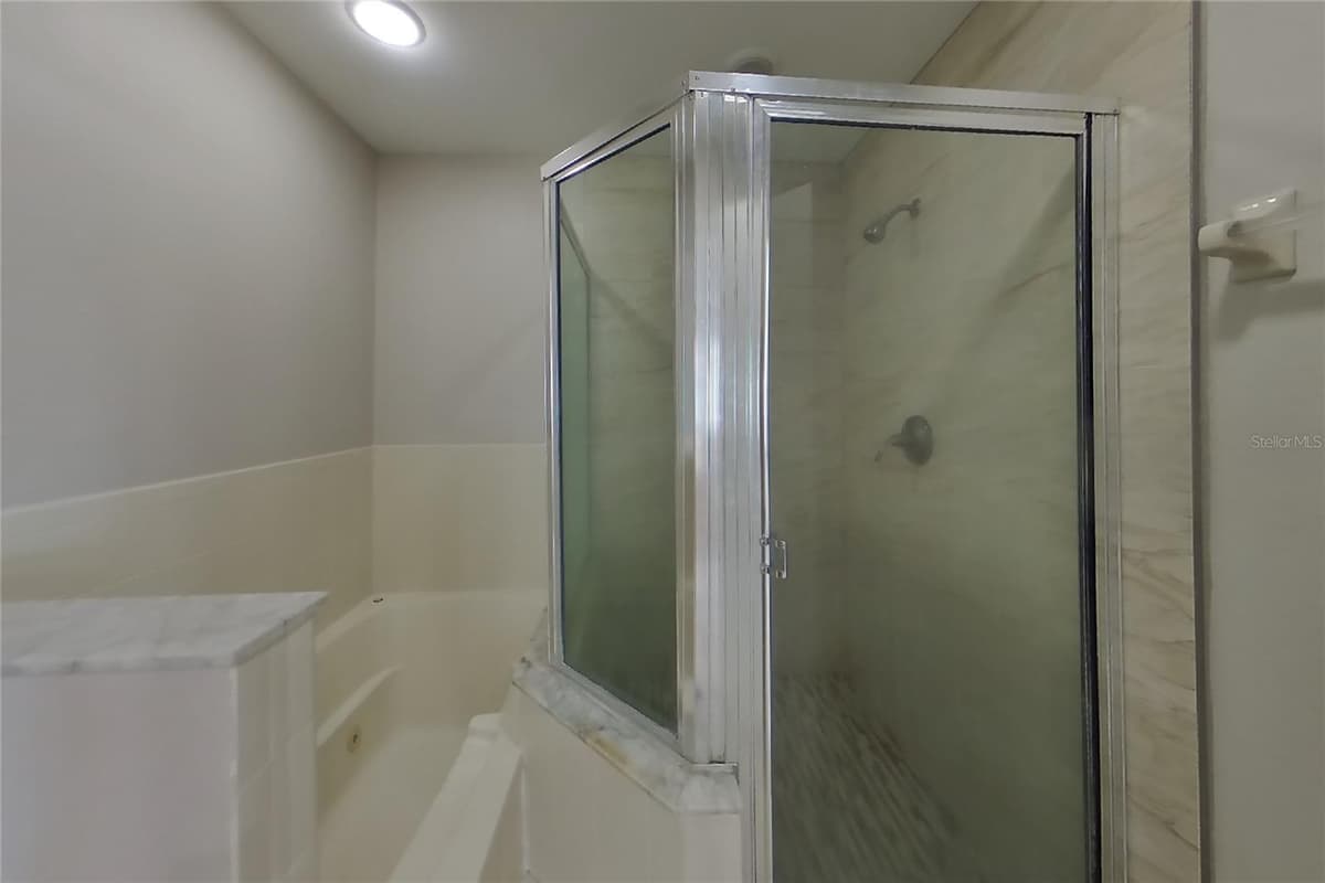 6730 BRITTANY CHASE COURT — photo 16 of 18