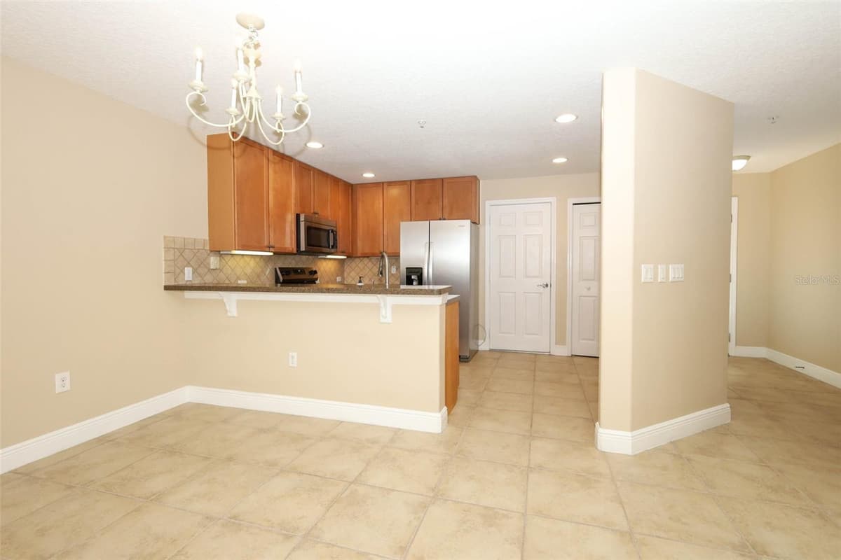162 CONSTITUTION WAY — photo 6 of 75