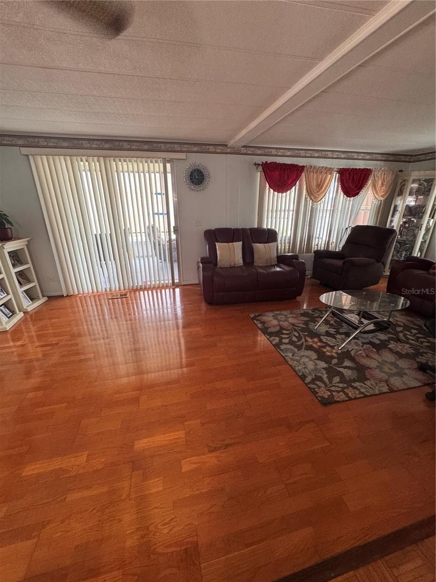 225 DIXIE LANE — photo 9 of 19