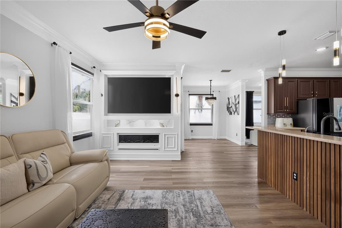12209 CITRUS LEAF DRIVE — photo 10 of 37
