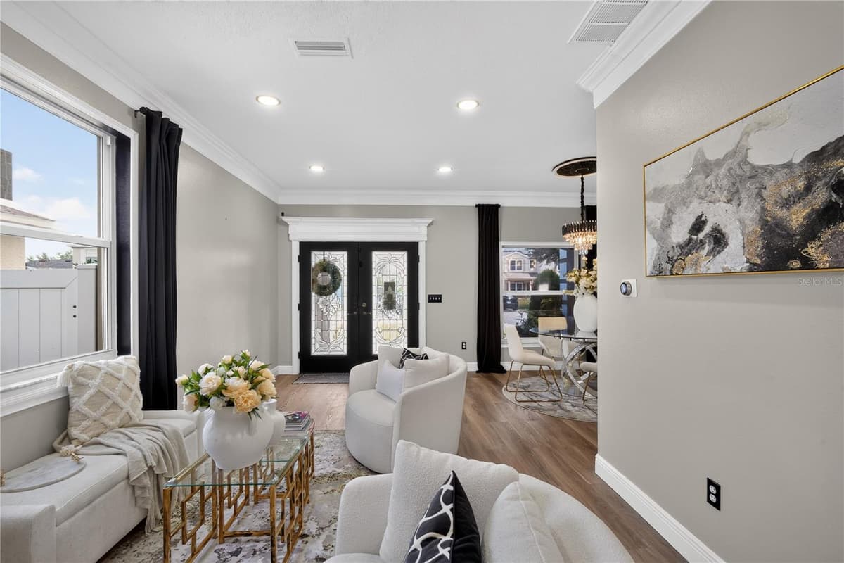 12209 CITRUS LEAF DRIVE — photo 4 of 37