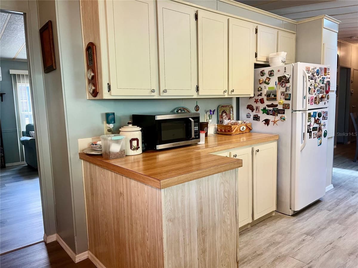 225 STARBOARD DRIVE — photo 12 of 56