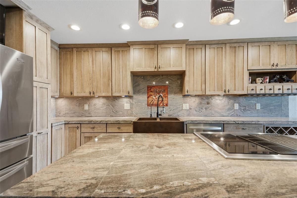 1375 PINELLAS BAYWAY — photo 10 of 35
