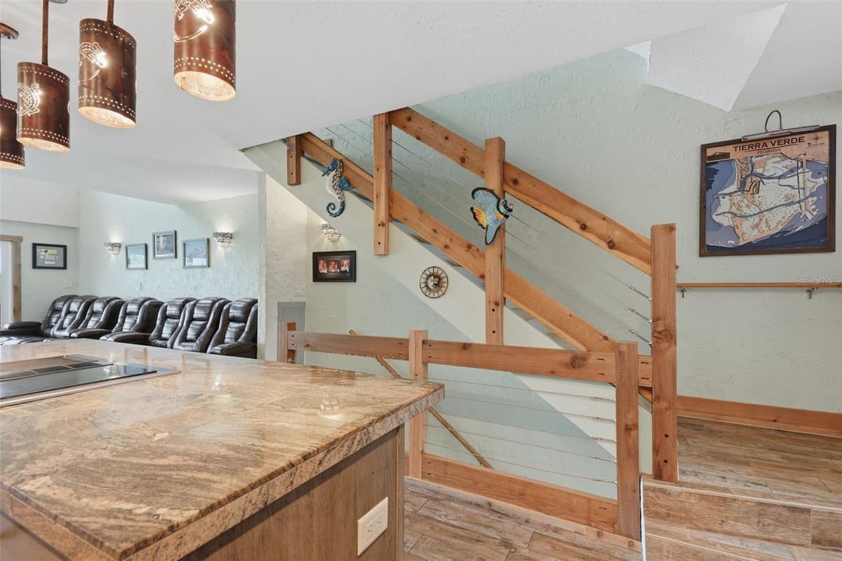 1375 PINELLAS BAYWAY — photo 11 of 35