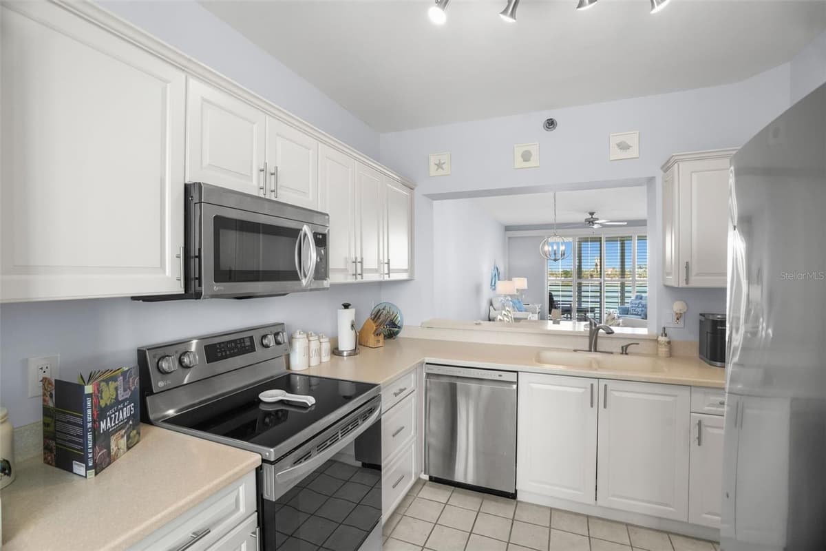 7984 SAILBOAT KEY BOULEVARD — photo 18 of 50