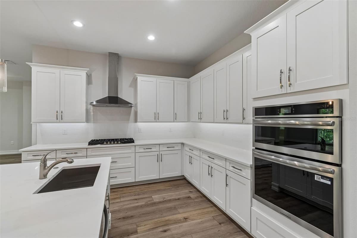 4881 MAJESTIC HILLS LOOP — photo 7 of 65