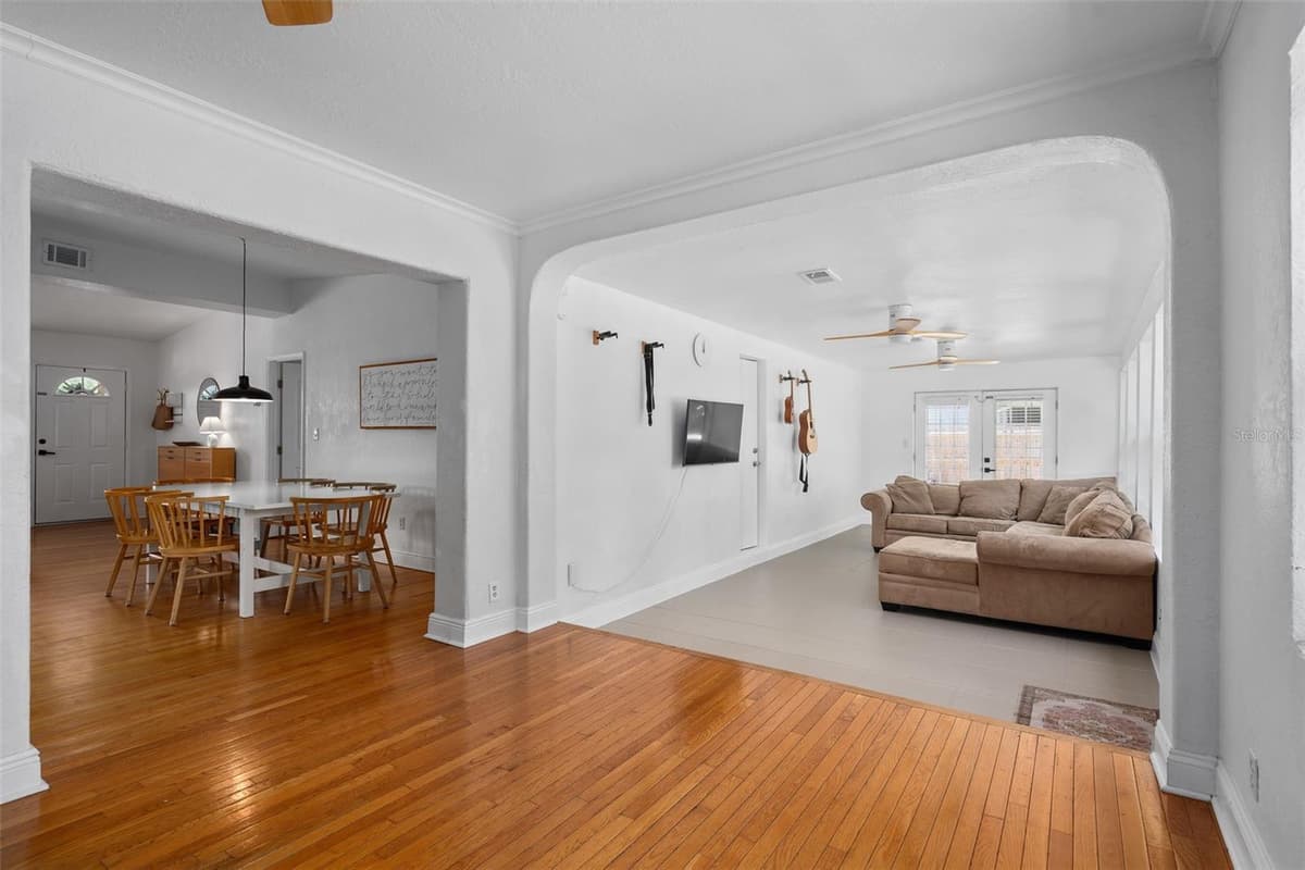 1055 DRUID DRIVE — photo 21 of 38