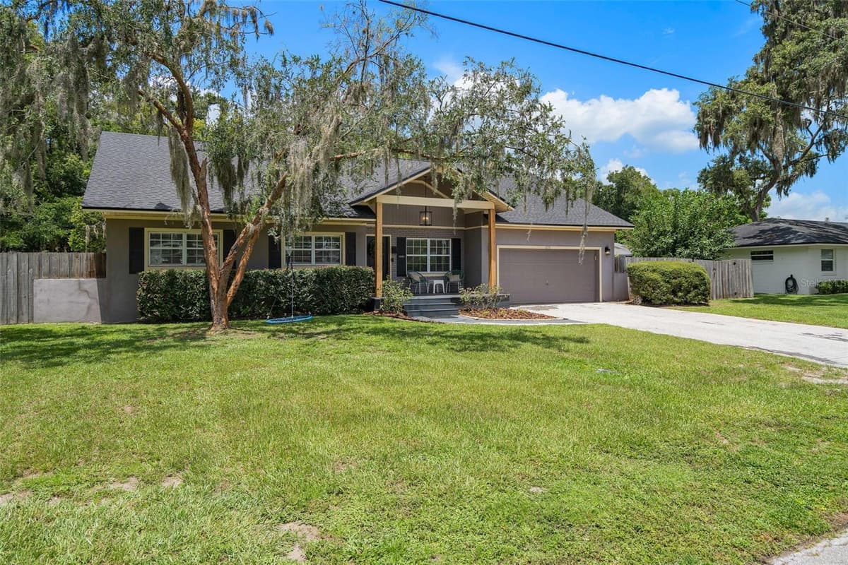 1055 DRUID DRIVE — photo 1 of 38