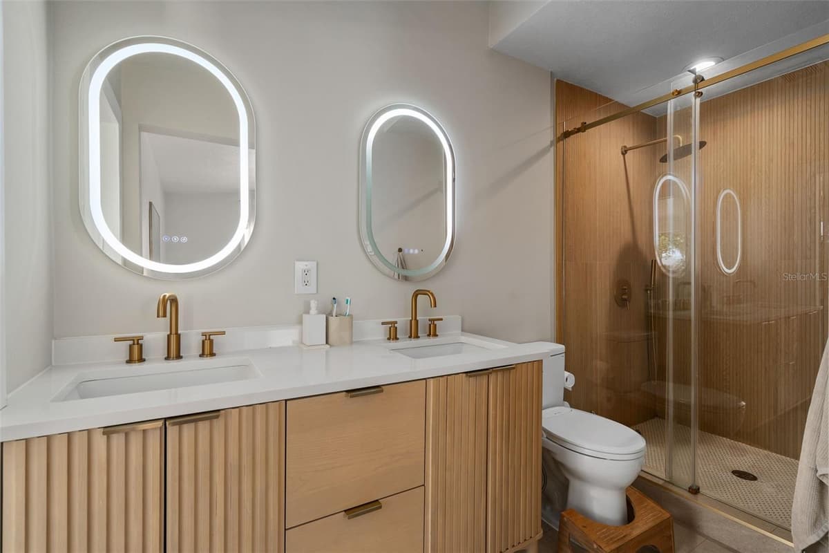 1055 DRUID DRIVE — photo 15 of 38