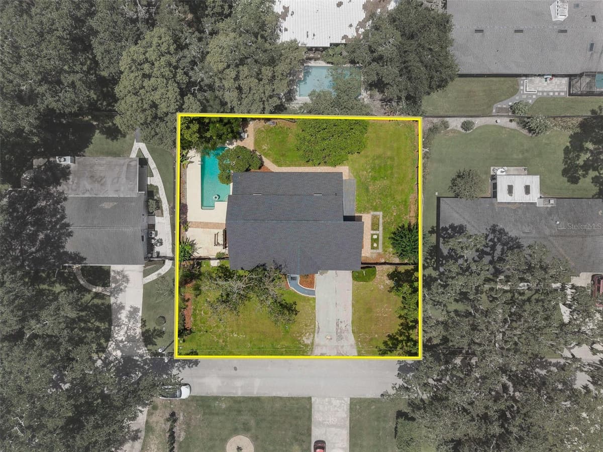 1055 DRUID DRIVE — photo 37 of 38