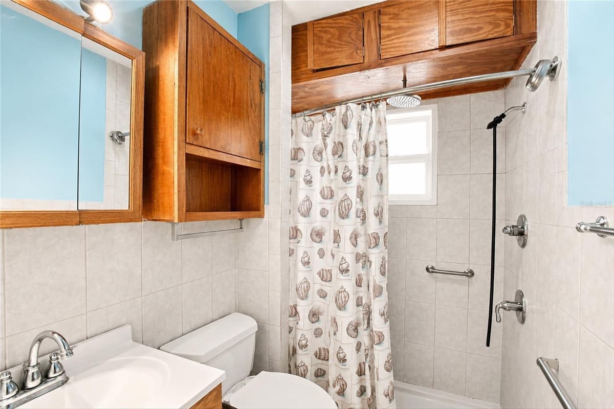 703 PALMETTO STREET — photo 18 of 31