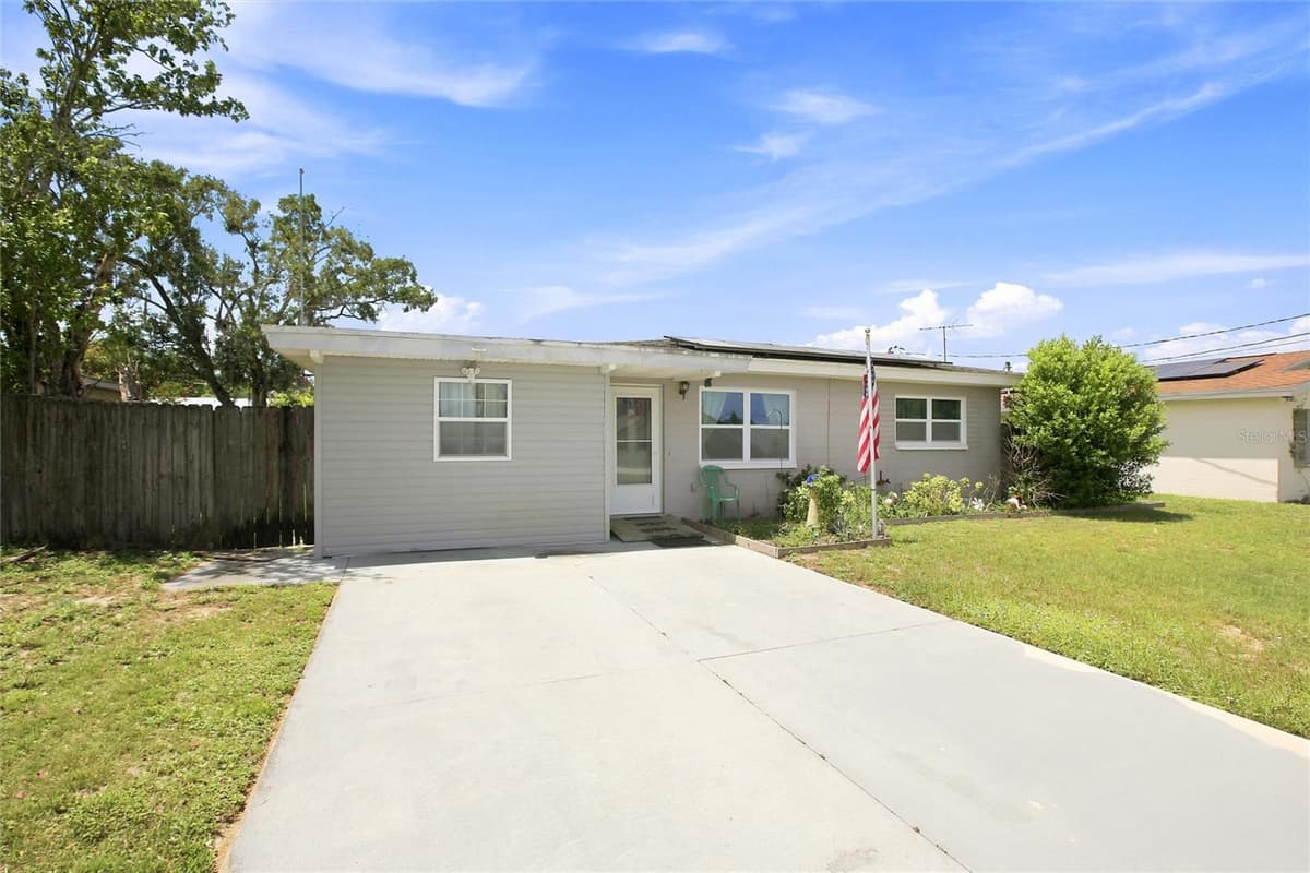 703 PALMETTO STREET — photo 3 of 31