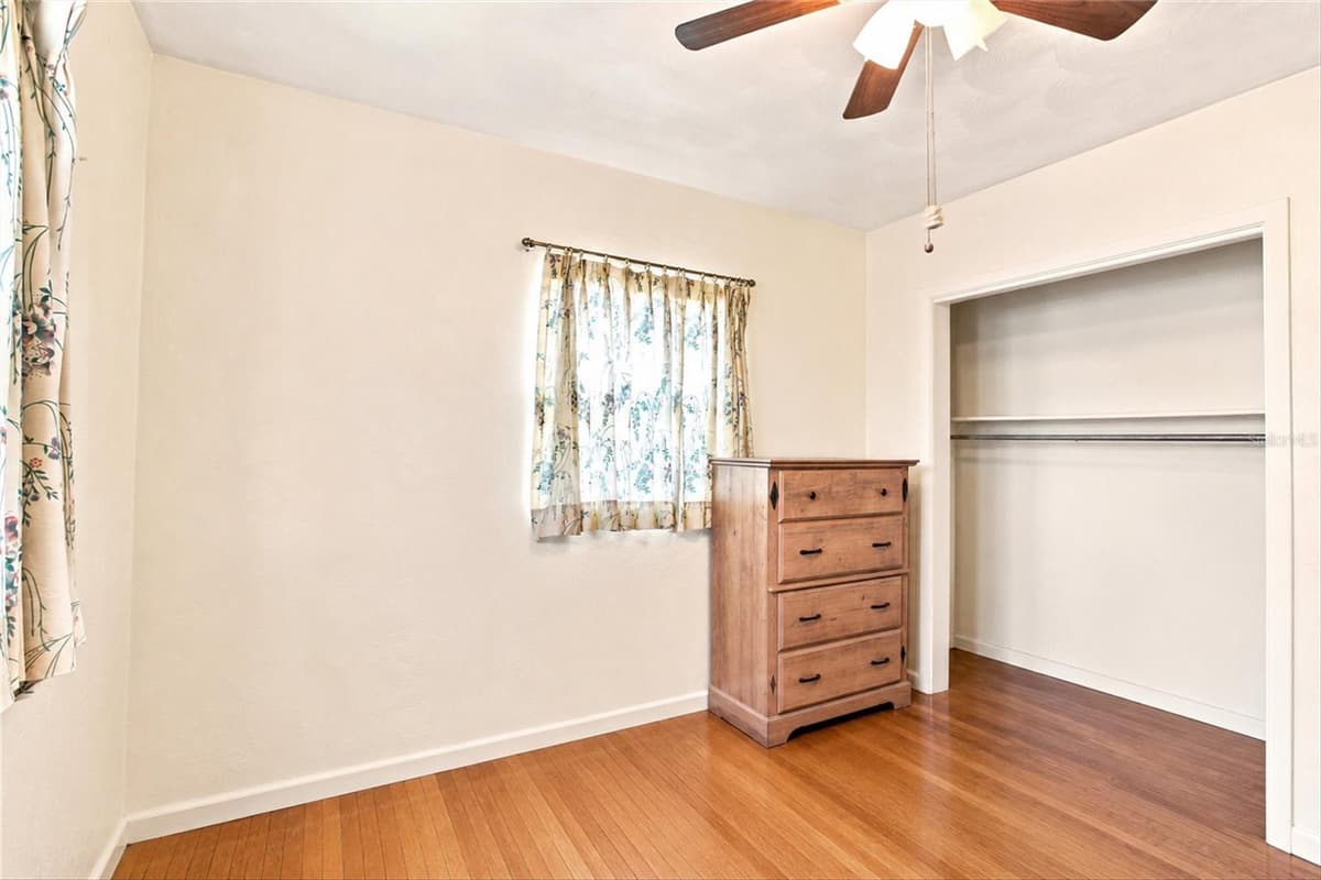703 PALMETTO STREET — photo 16 of 31