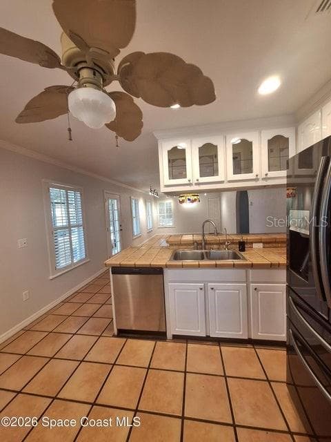 140 BELLEWOOD STREET — photo 10 of 35