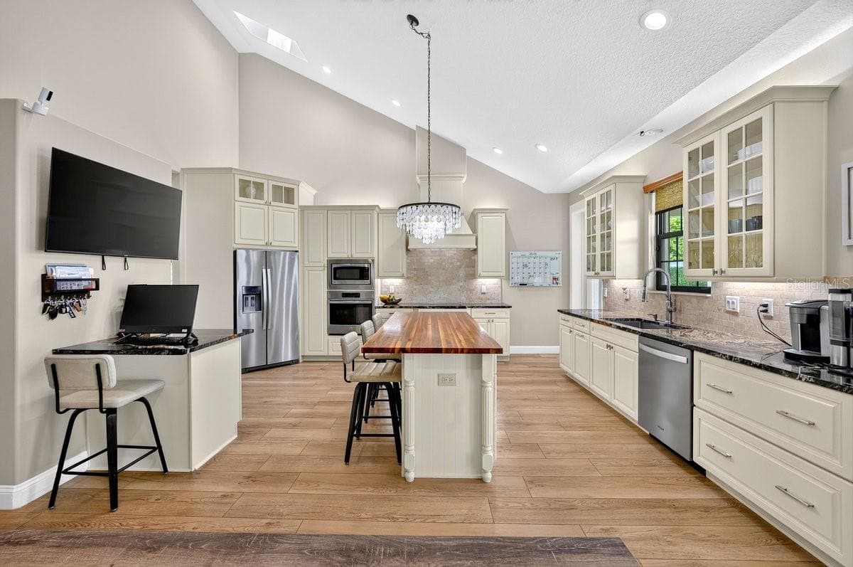 114 COQUINA KEY DRIVE — photo 18 of 66