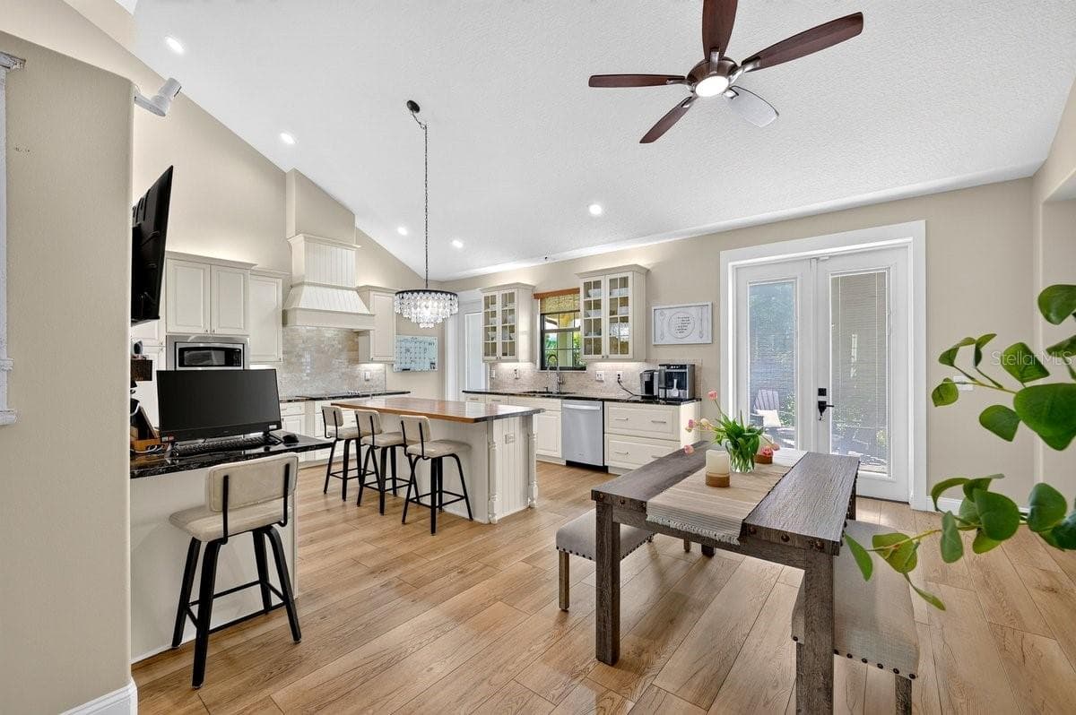 114 COQUINA KEY DRIVE — photo 16 of 66