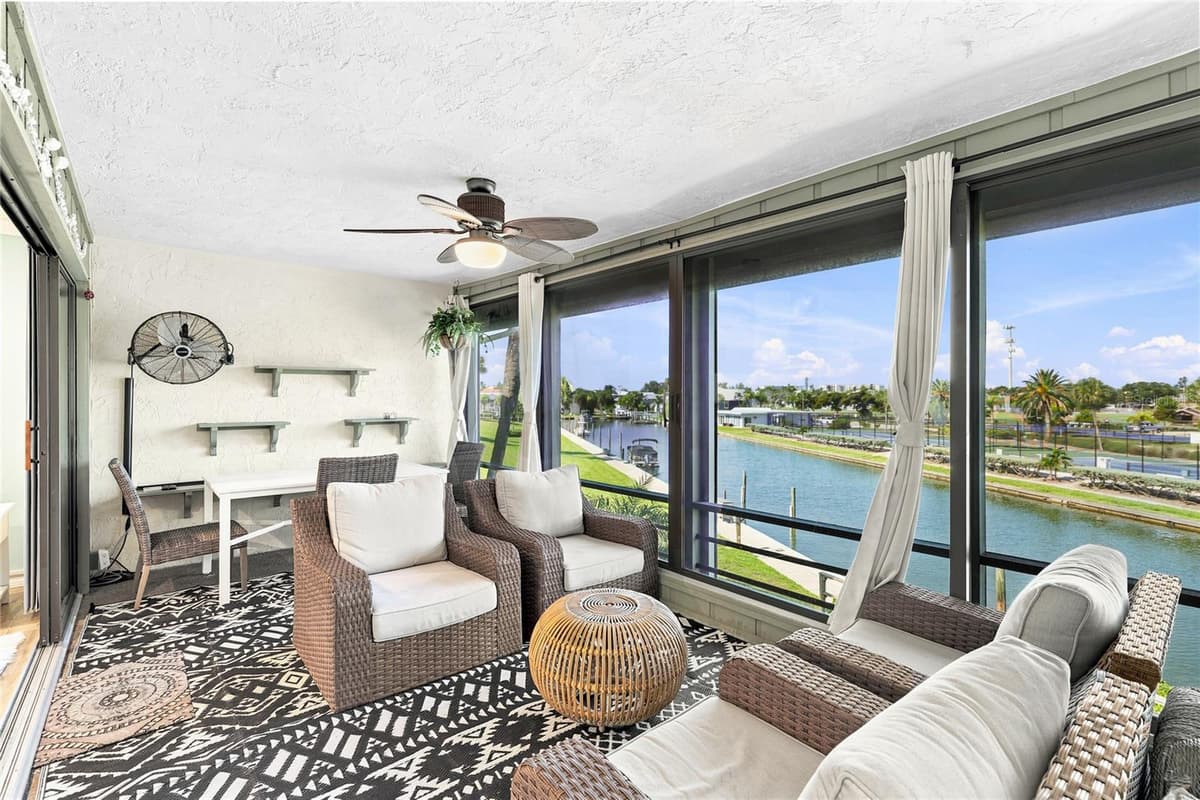 6500 FLOTILLA DRIVE — photo 3 of 22