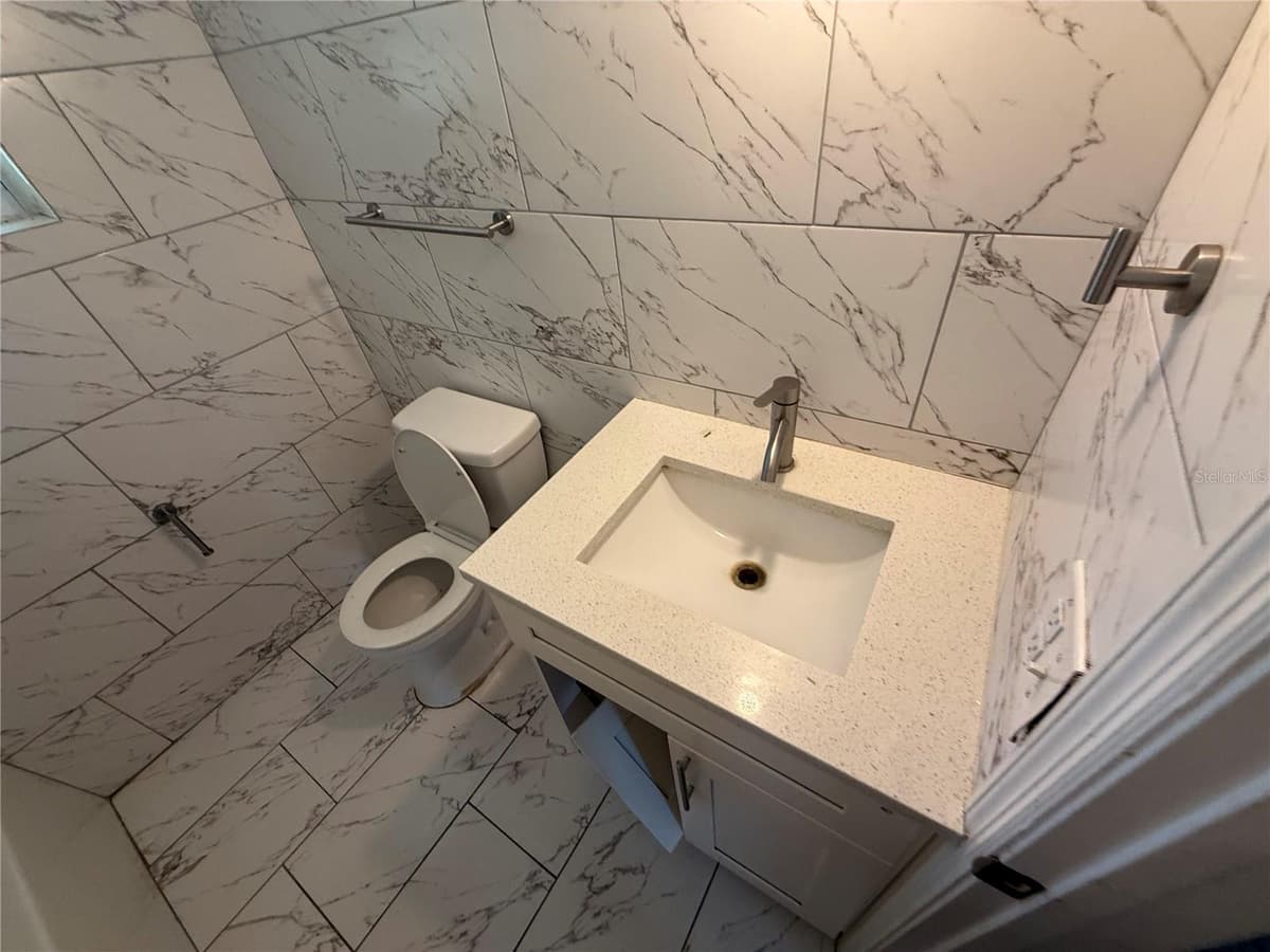 10015 PREVATT STREET — photo 7 of 16