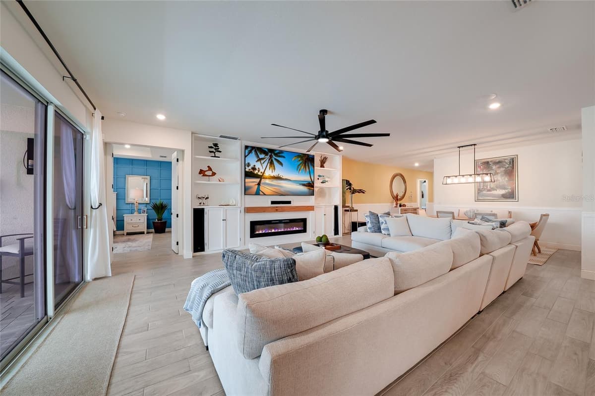 7466 SEA MANATEE STREET — photo 18 of 51