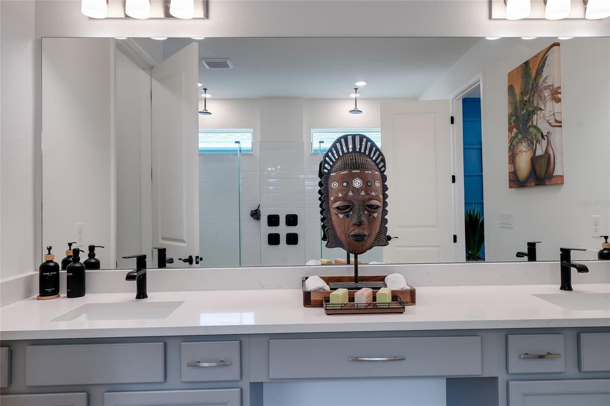 7466 SEA MANATEE STREET — photo 23 of 51