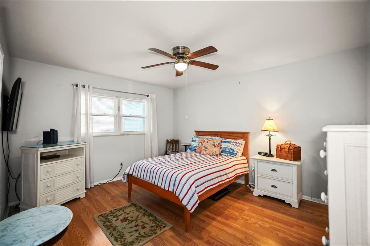 180 SKY LOCH DRIVE — photo 18 of 44