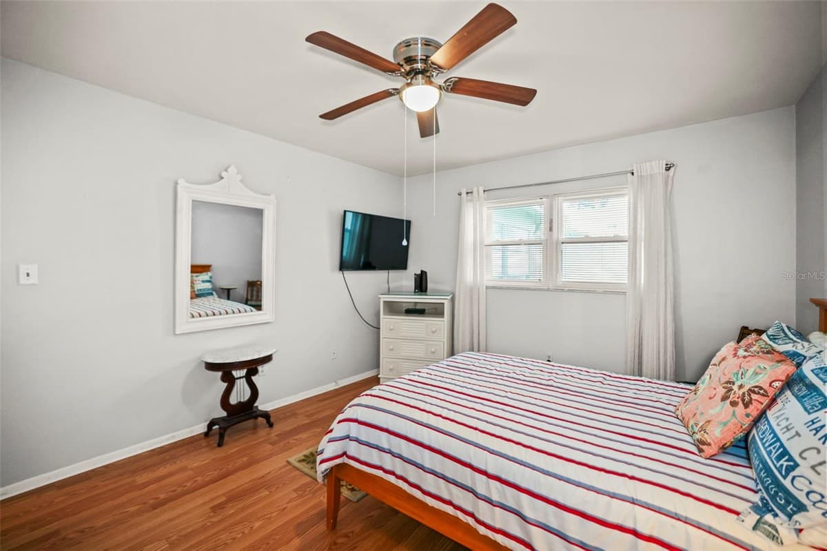 180 SKY LOCH DRIVE — photo 20 of 44