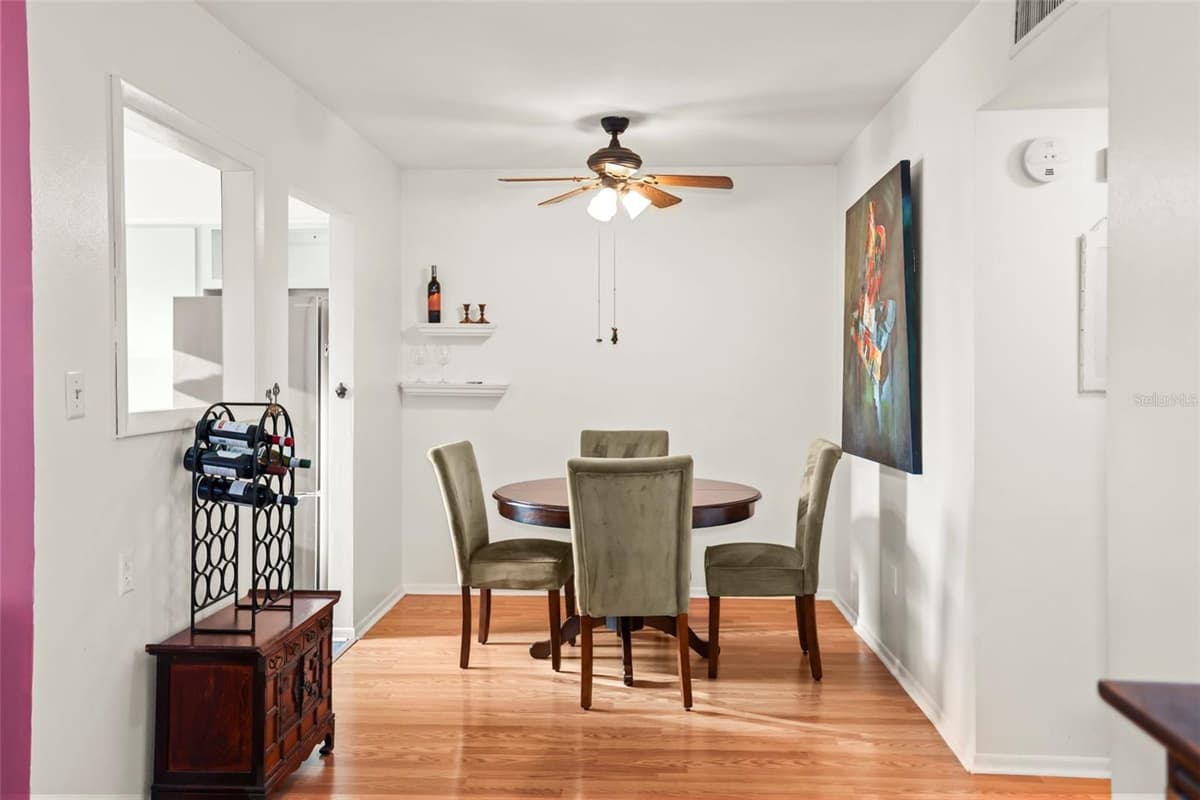 180 SKY LOCH DRIVE — photo 13 of 44