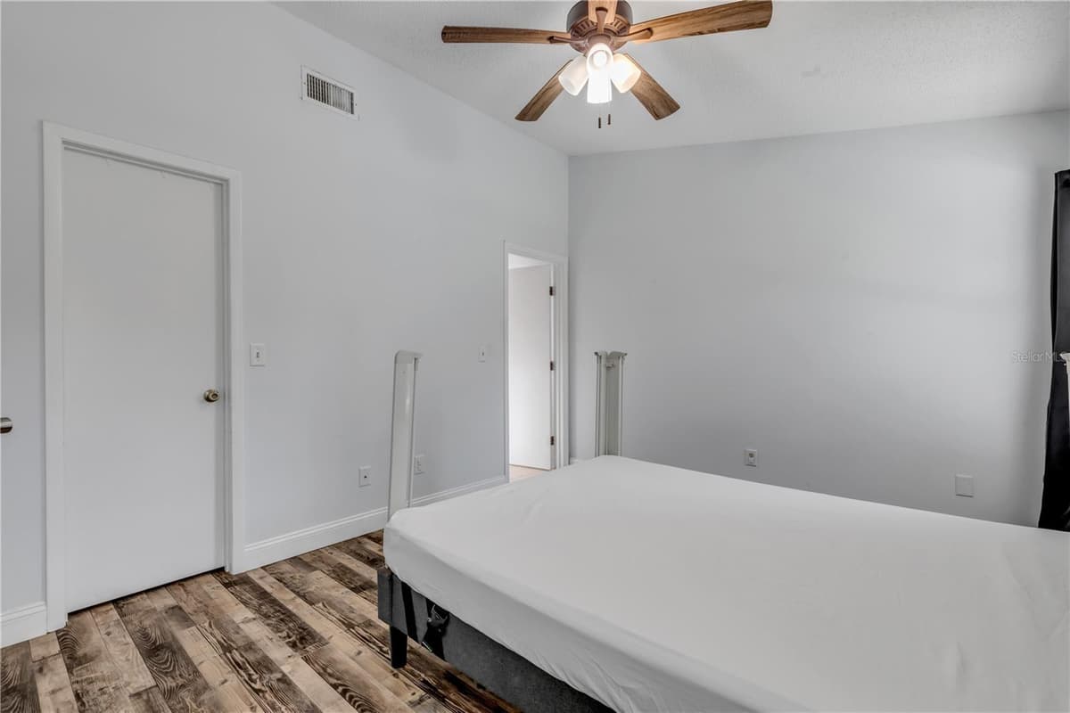 886 ANDKEN LANE — photo 16 of 30