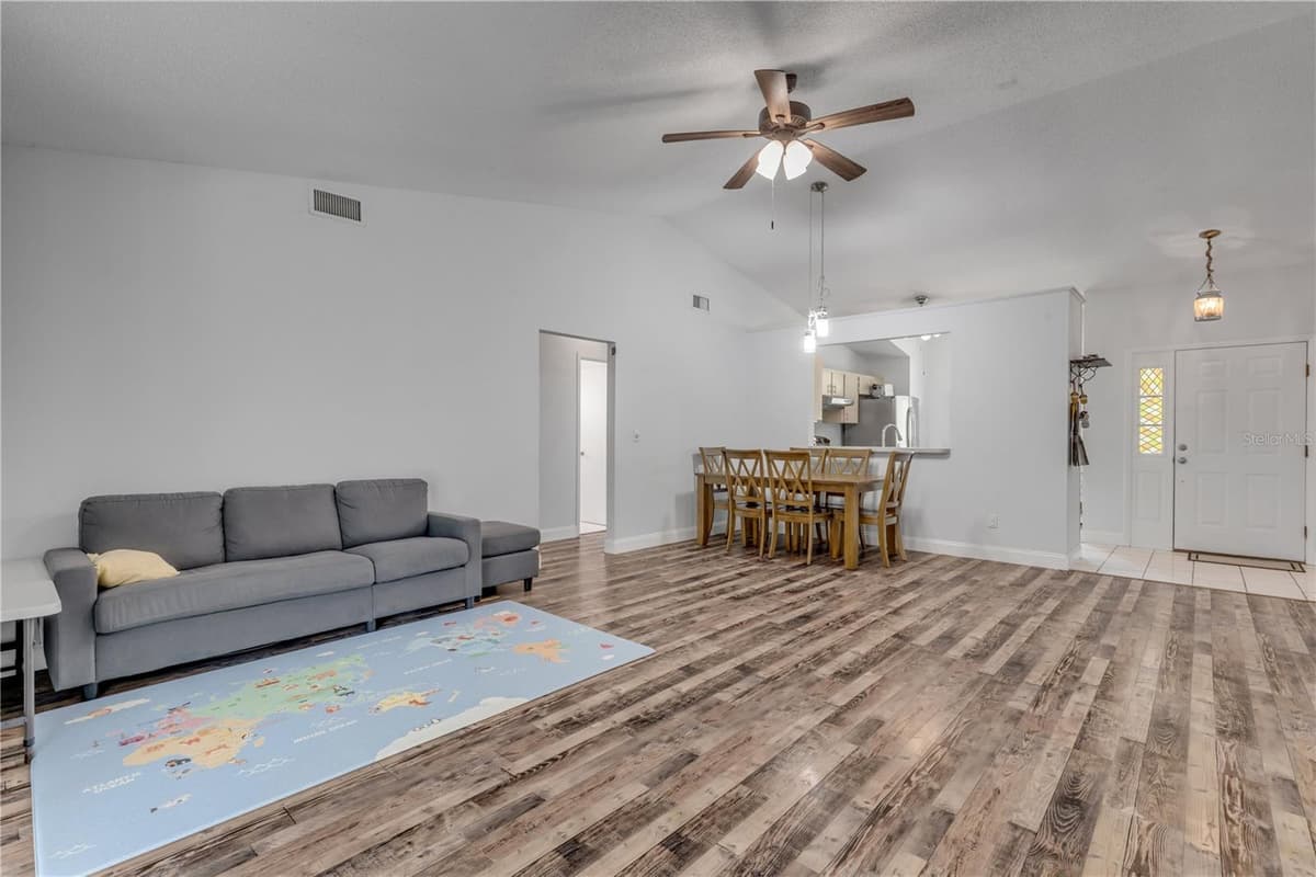 886 ANDKEN LANE — photo 4 of 30