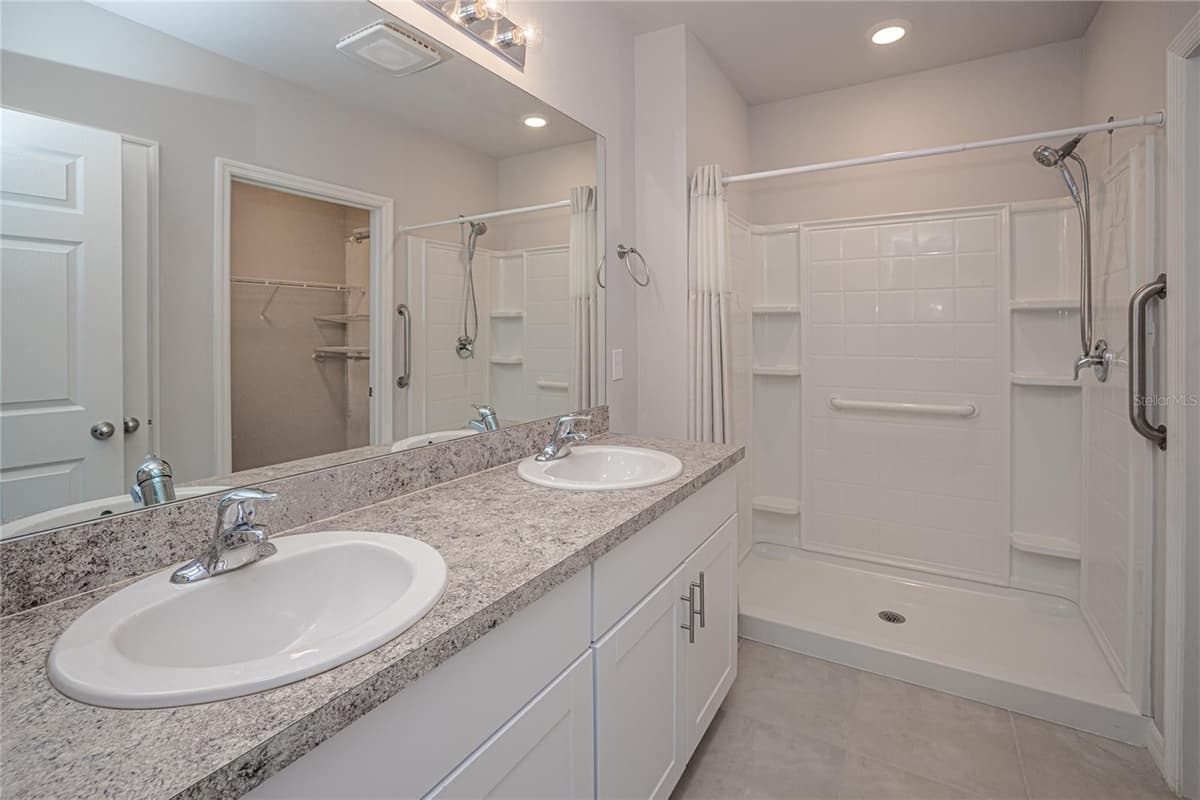 7097 LENOX CIRCLE — photo 17 of 44