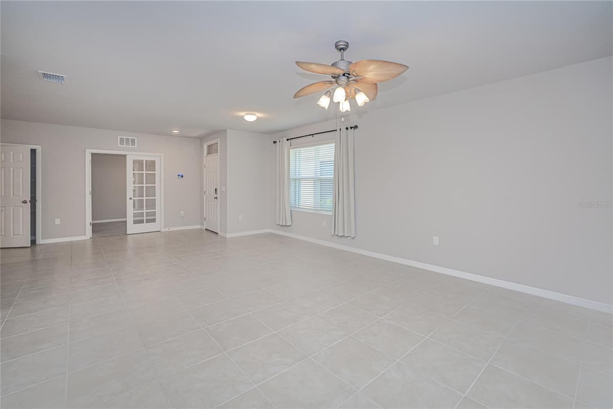 7097 LENOX CIRCLE — photo 9 of 44