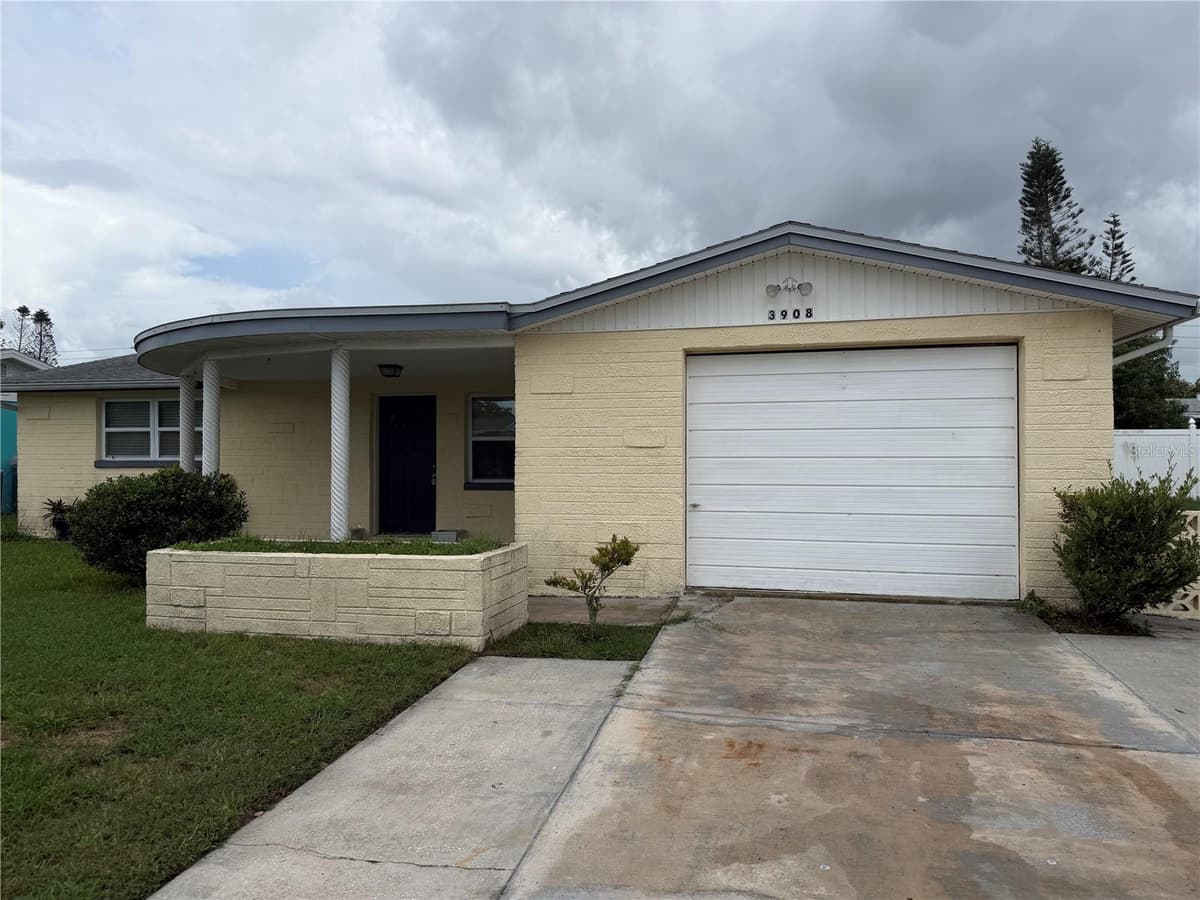 3908 BADEN DRIVE — photo 3 of 30