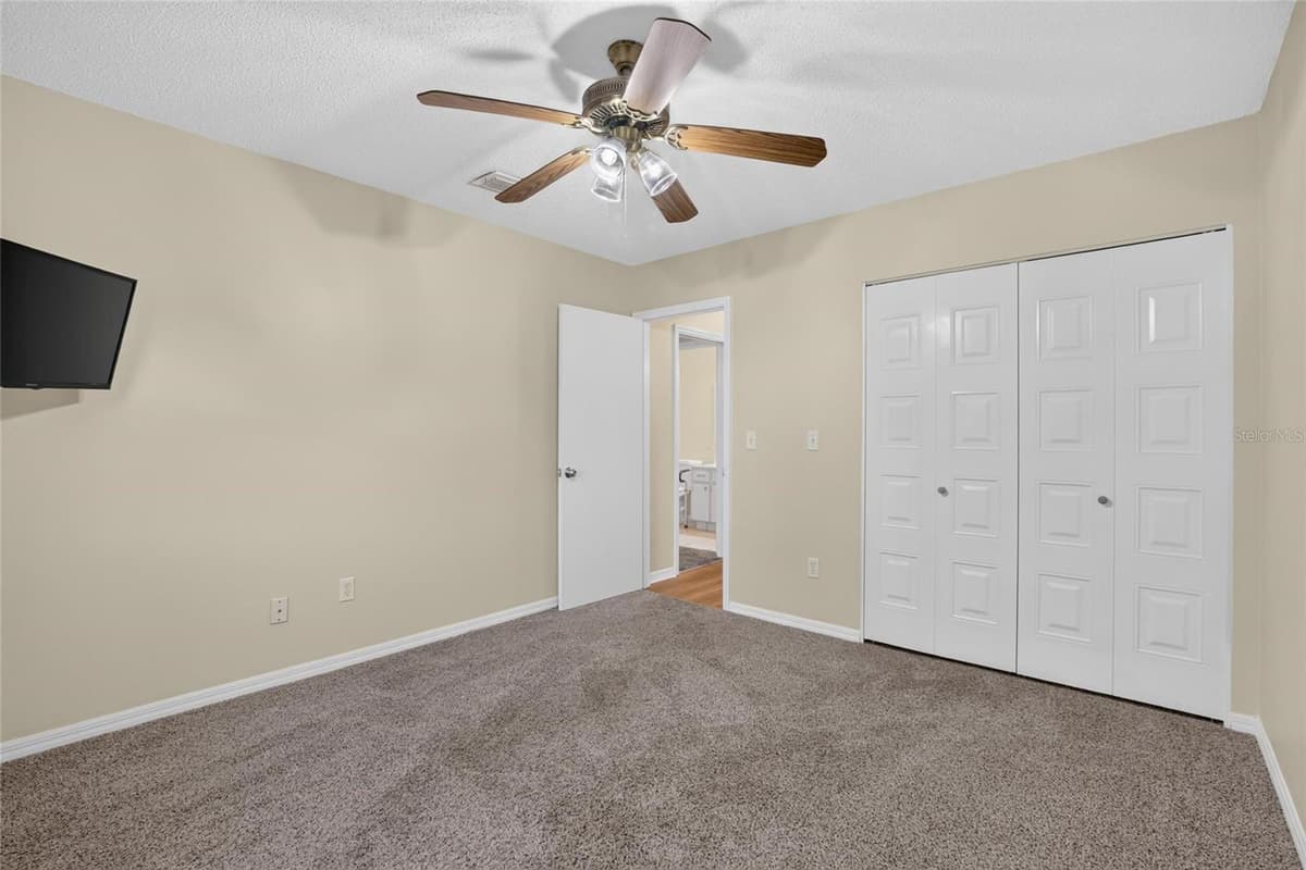 2202 HORSHAM PLACE — photo 34 of 91