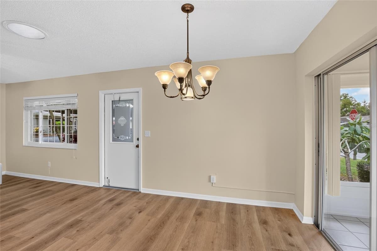 2202 HORSHAM PLACE — photo 21 of 91
