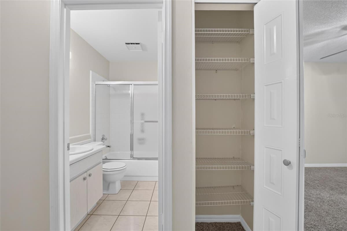 2202 HORSHAM PLACE — photo 43 of 91