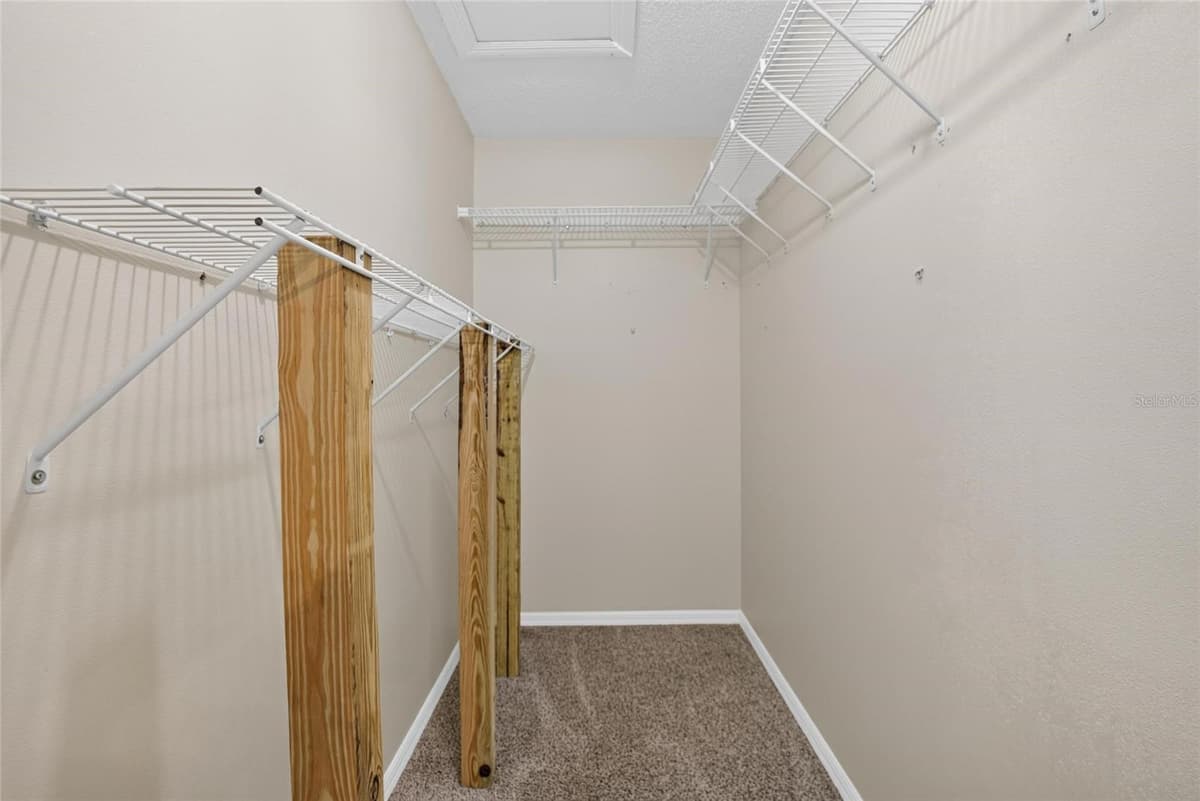 2202 HORSHAM PLACE — photo 40 of 91