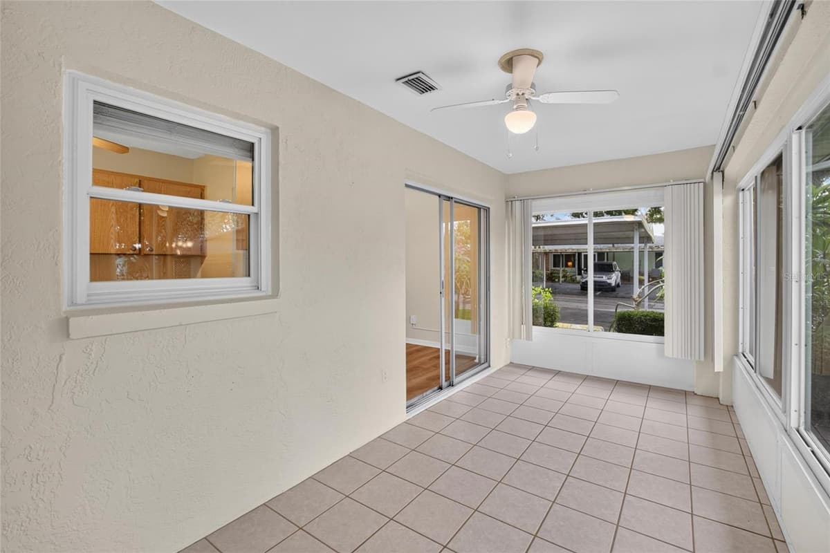 2202 HORSHAM PLACE — photo 46 of 91