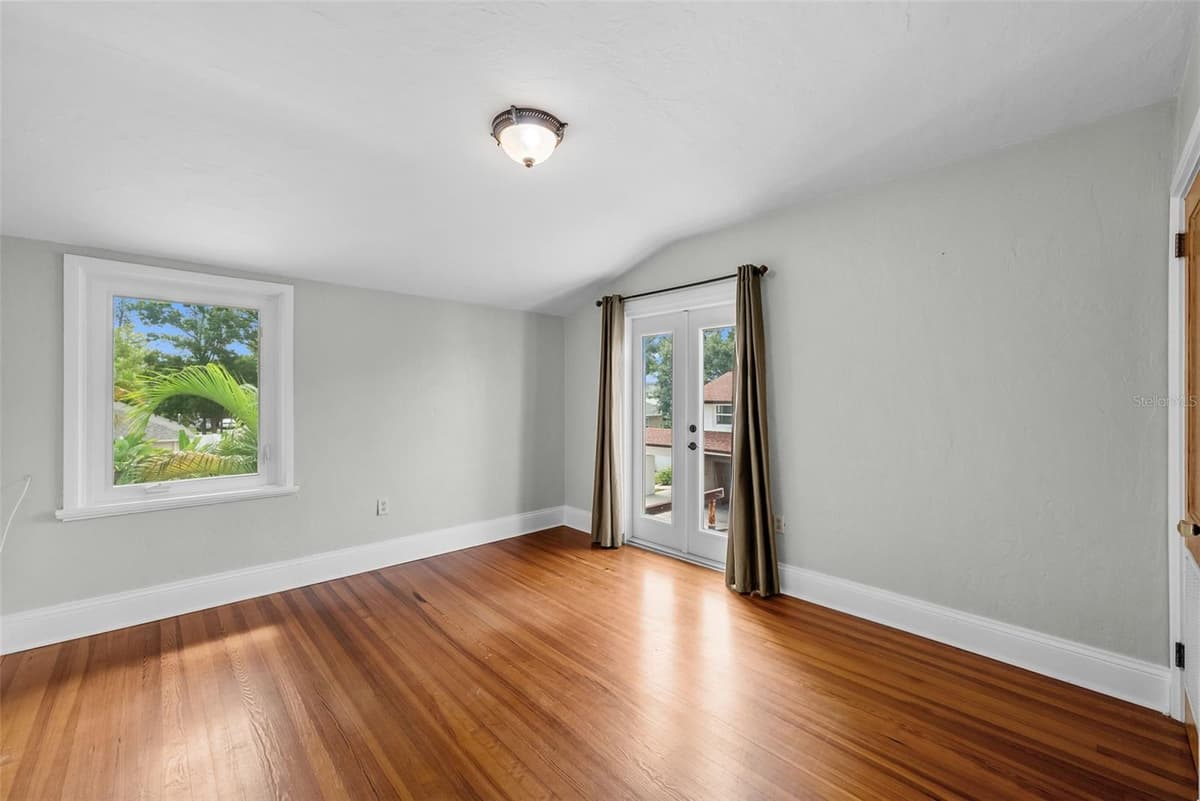 6010 17TH AVENUE — photo 35 of 56