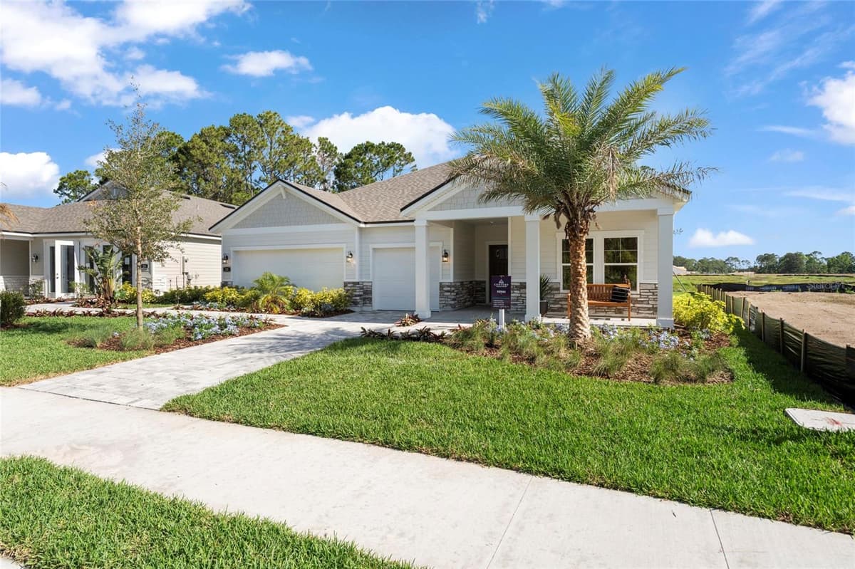 37 PEGASUS ROAD — photo 4 of 40