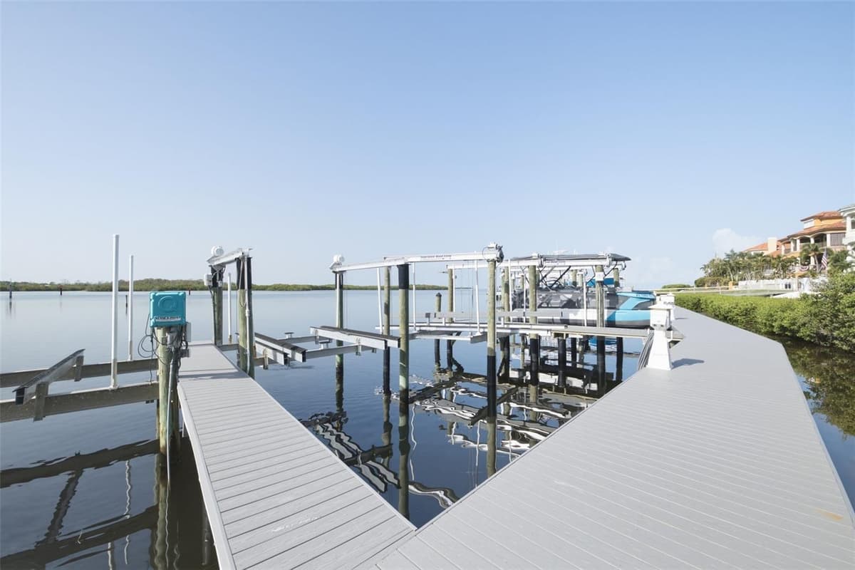 4631 HARBORPOINTE DRIVE — photo 48 of 57