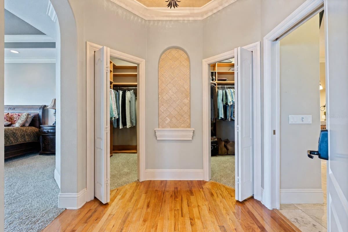 4631 HARBORPOINTE DRIVE — photo 17 of 57