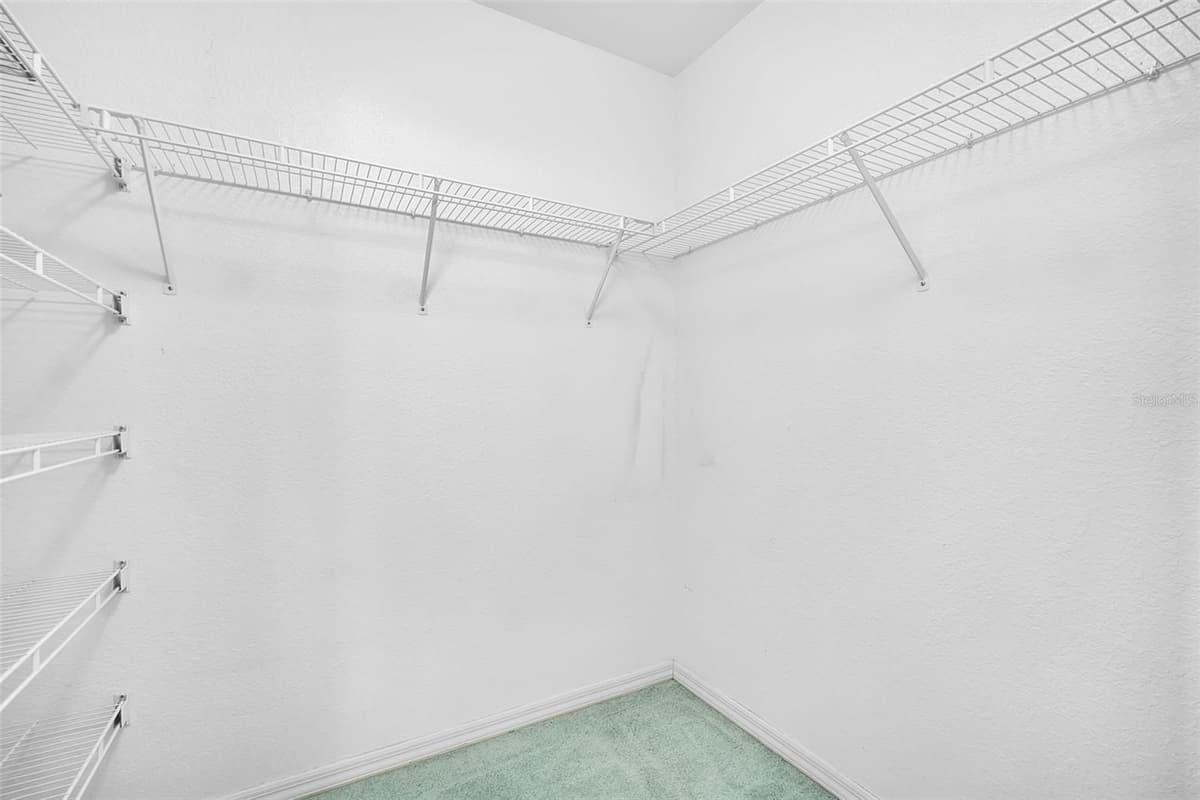 5725 GREENWOOD AVENUE — photo 27 of 38