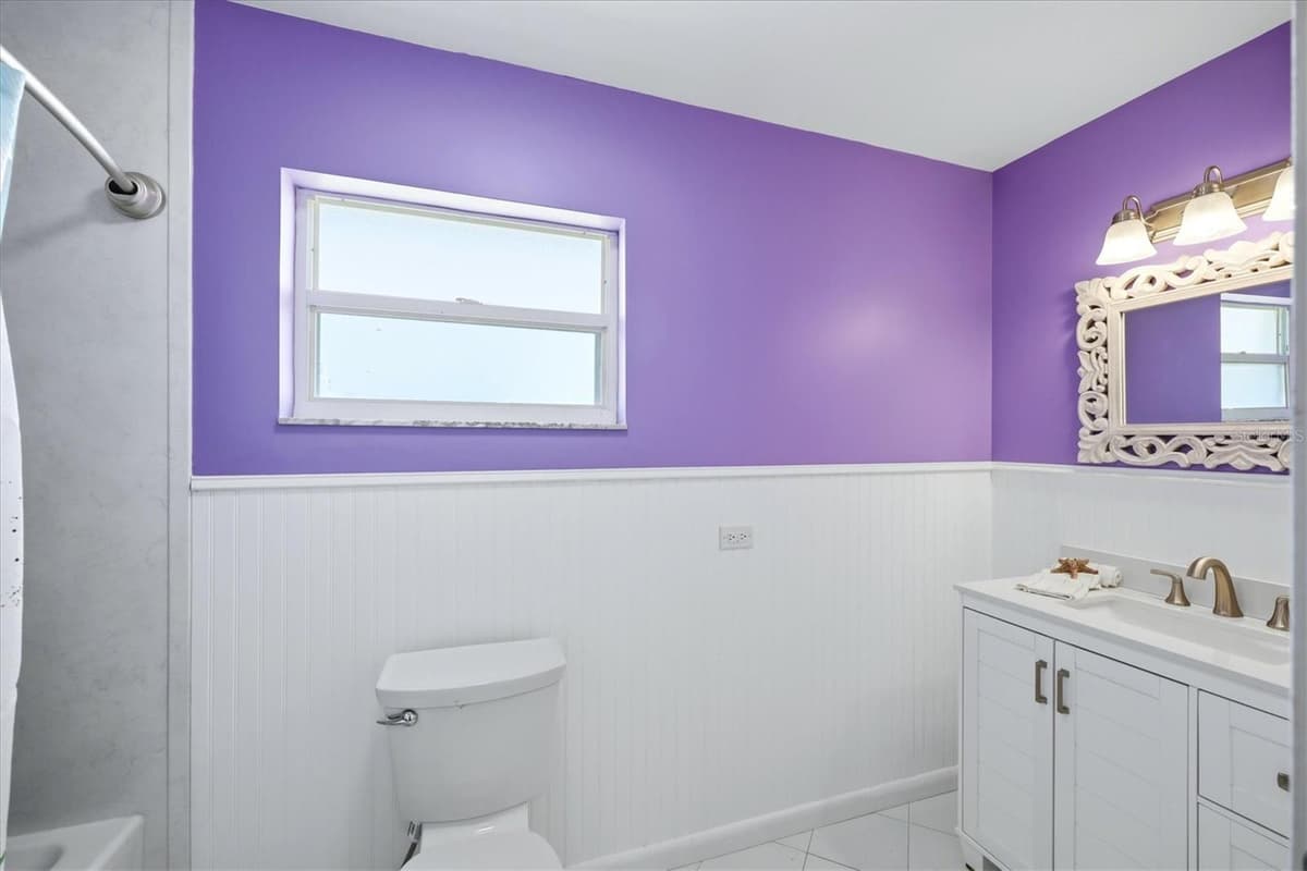 9084 PROSPECT AVENUE — photo 17 of 32