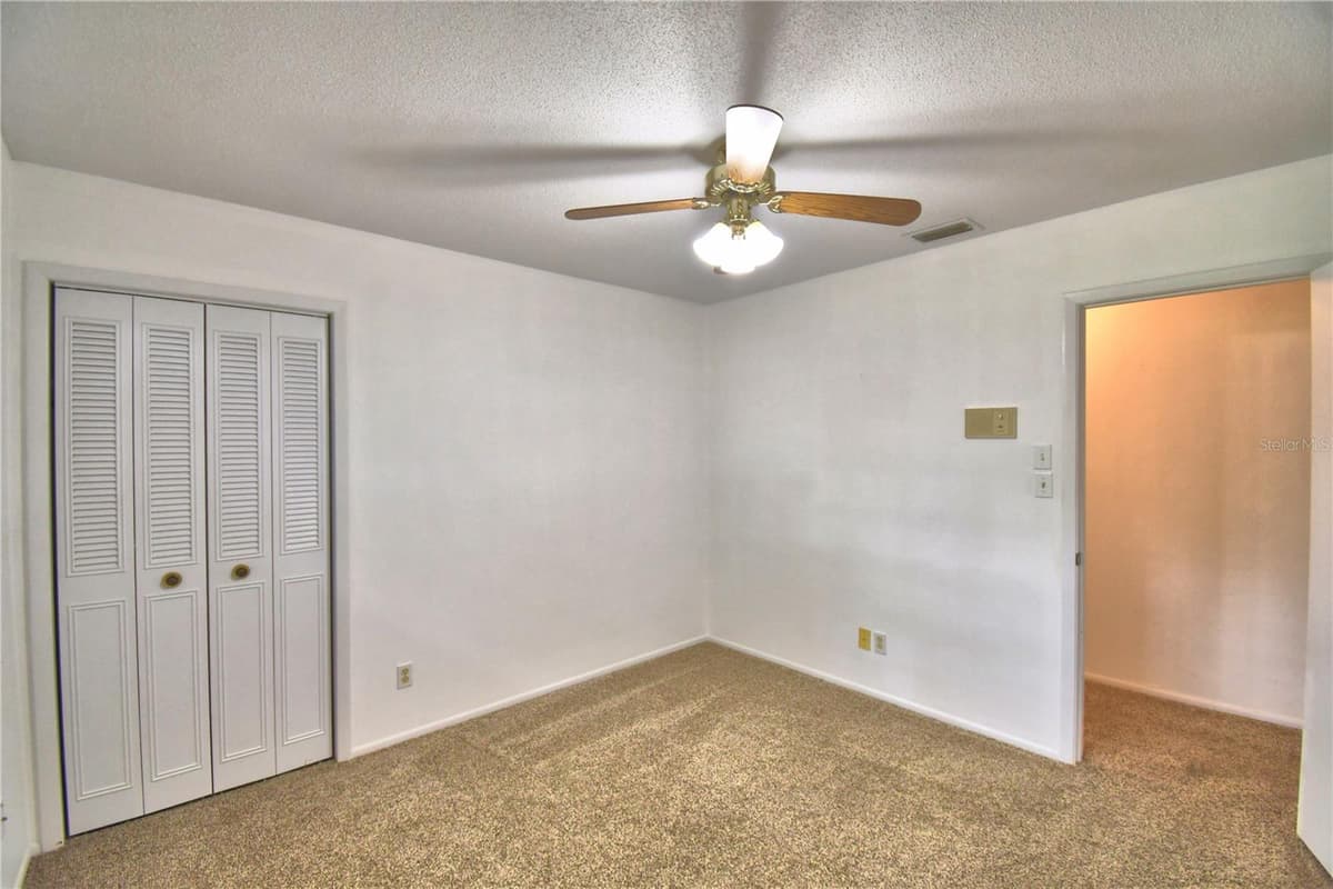 1212 LYNN AVENUE — photo 28 of 60