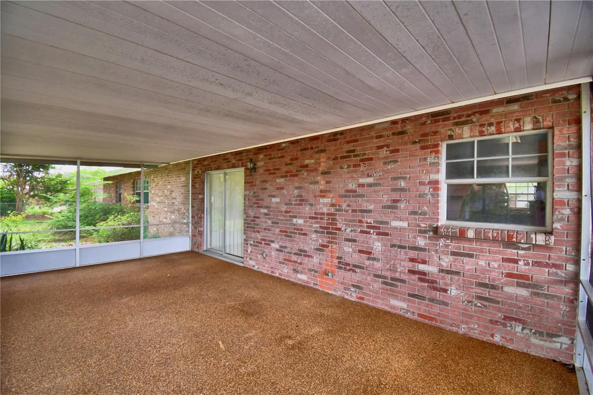1212 LYNN AVENUE — photo 50 of 60