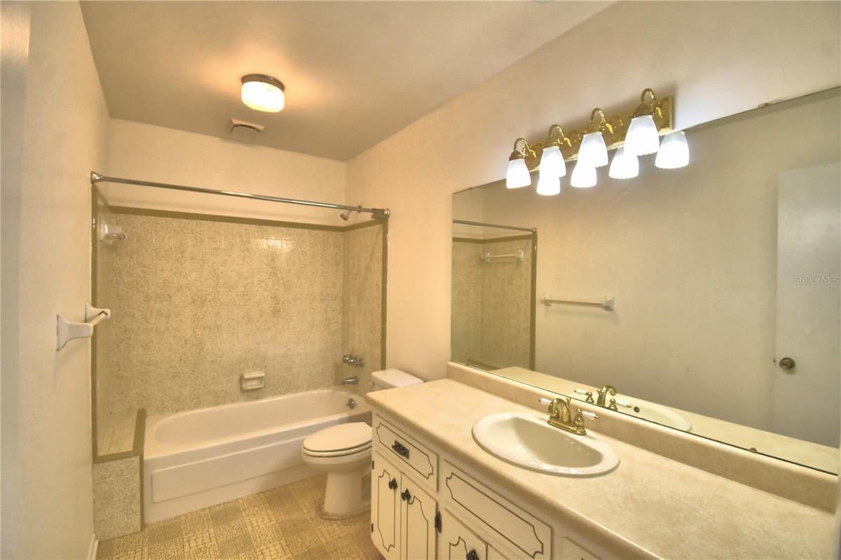 1212 LYNN AVENUE — photo 30 of 60
