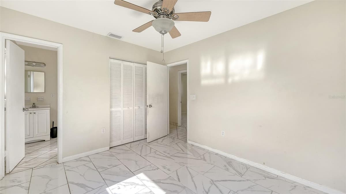 3307 NEWTOWN BOULEVARD — photo 32 of 47