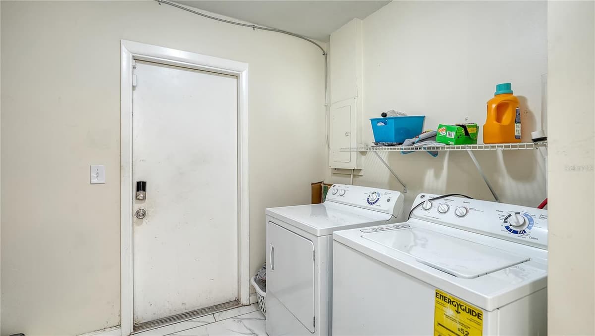 3307 NEWTOWN BOULEVARD — photo 43 of 47