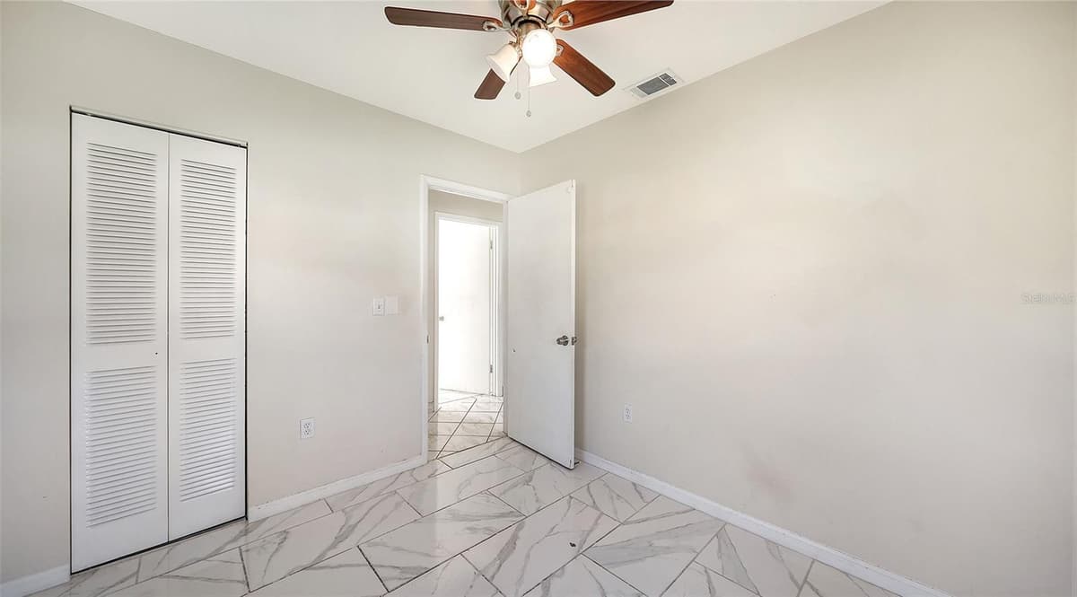 3307 NEWTOWN BOULEVARD — photo 27 of 47